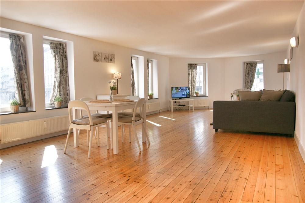 Very Central Apartment In Brussels Брюксел Екстериор снимка